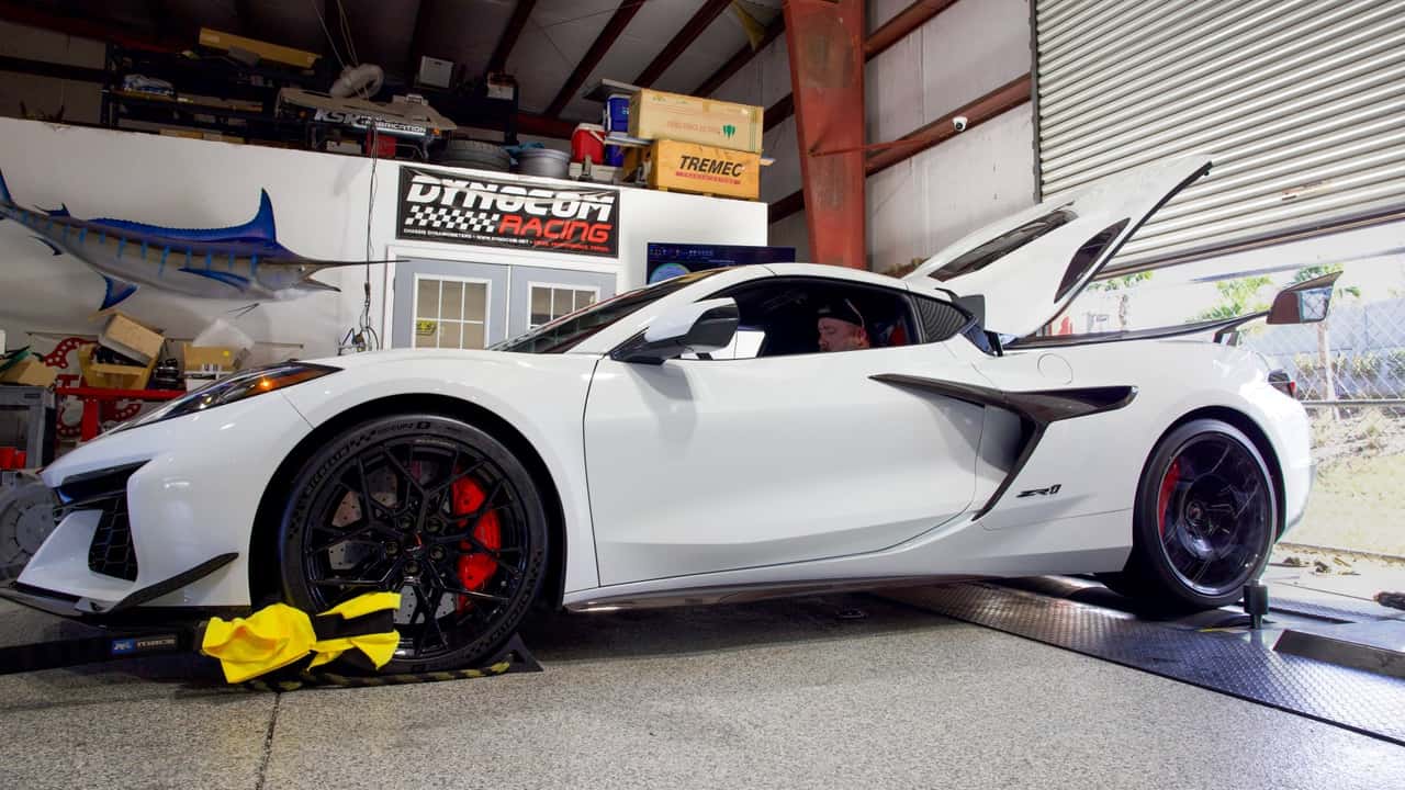 C8 Corvette ZR1 Sınırları Aşıyor: HP Tuners'tan 1.200 Beygirlik Güç Gösterisi!