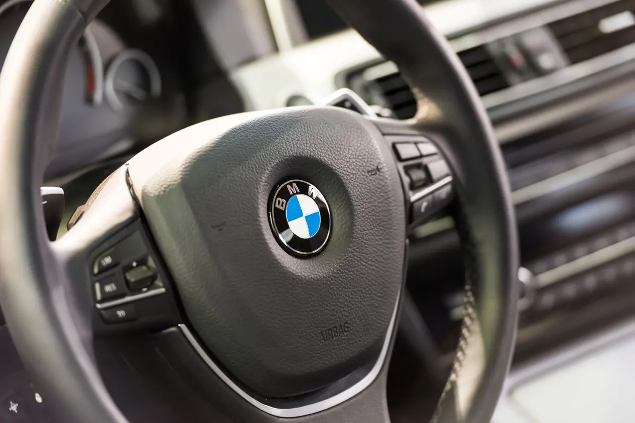 BMW'den Büyük Geri Çağırma: 500 Binden Fazla Araç Yangın Riskiyle Karşı Karşıya!